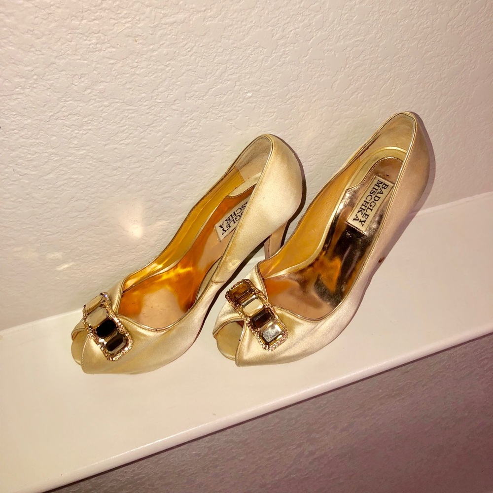 Badgley Mischka Gold Heels